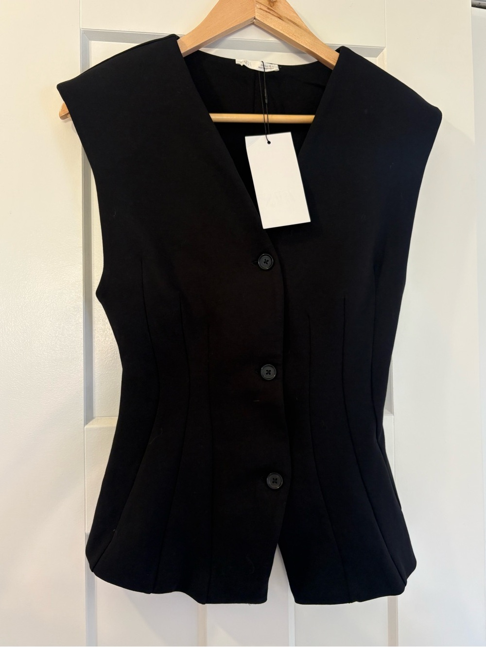 Women’s Tailored and Pleated Vest